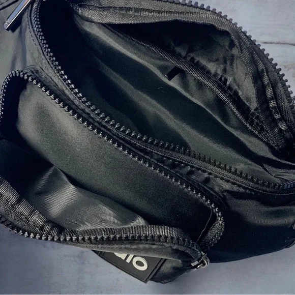 ALO Yoga Black Crossbody Bag - Picture 2 of 8